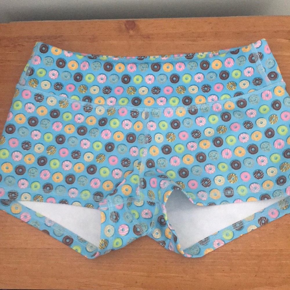 Compete every day donut shorts